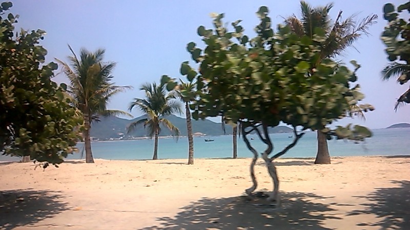 nha-trang-beach-3-mar16