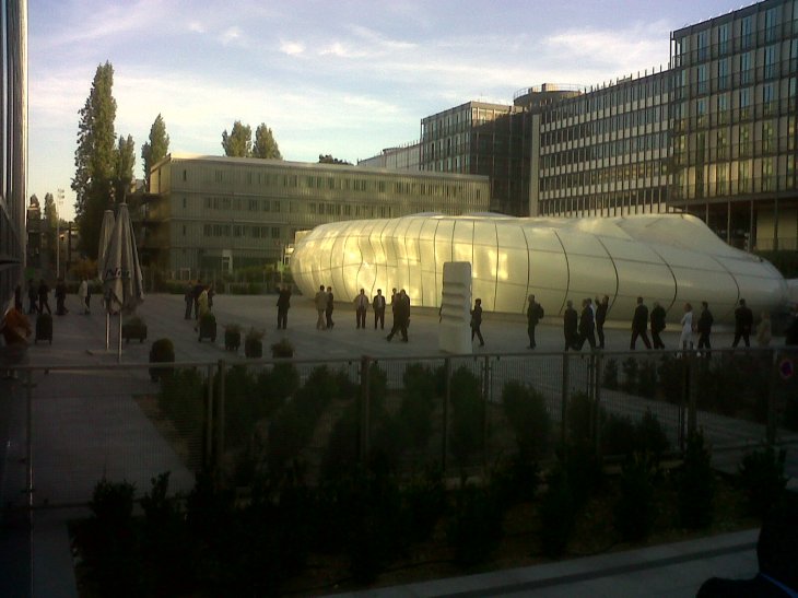 paris-inst-du-monde-arabe-parvis-ent-sep12