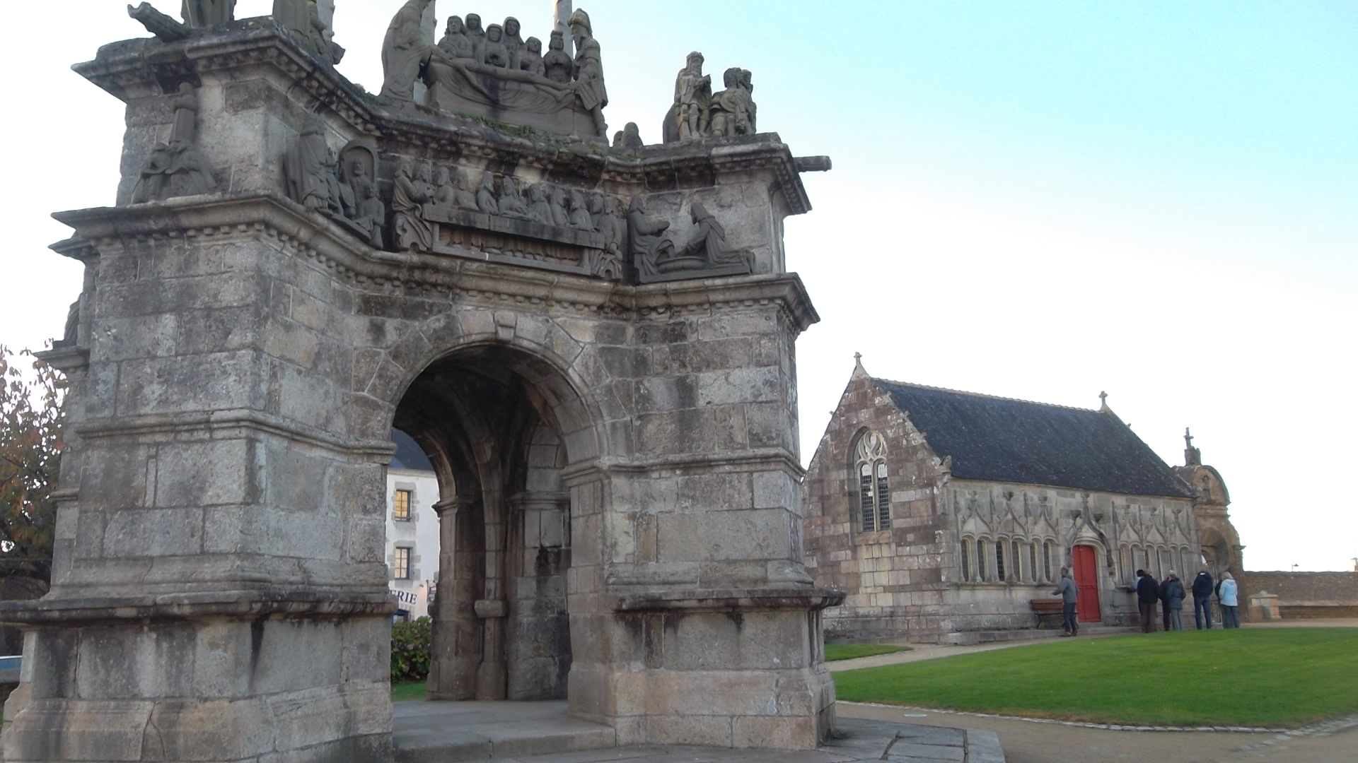 pleyben-calvaire-and-chapel-enclos-saint-germain-l_auxerrois-nov12
