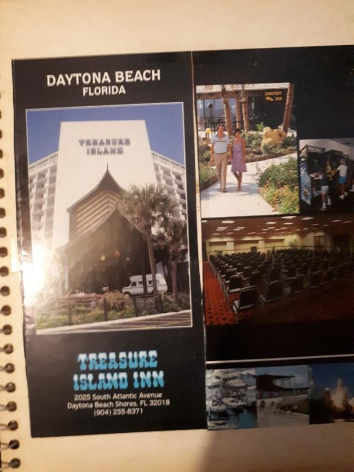 Daytona Beach treasure island inn brochure c1981