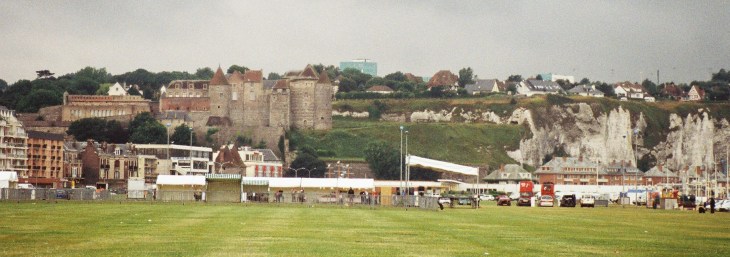 dieppe-verdun-over-pool-and-chateau-jul09