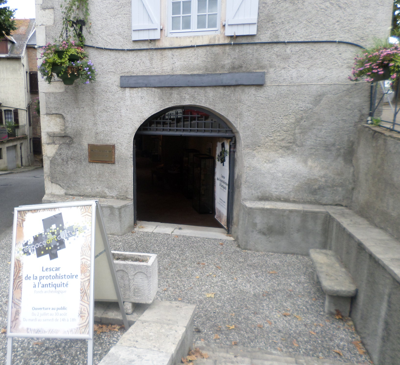 lescar-museum-antiques-aug14
