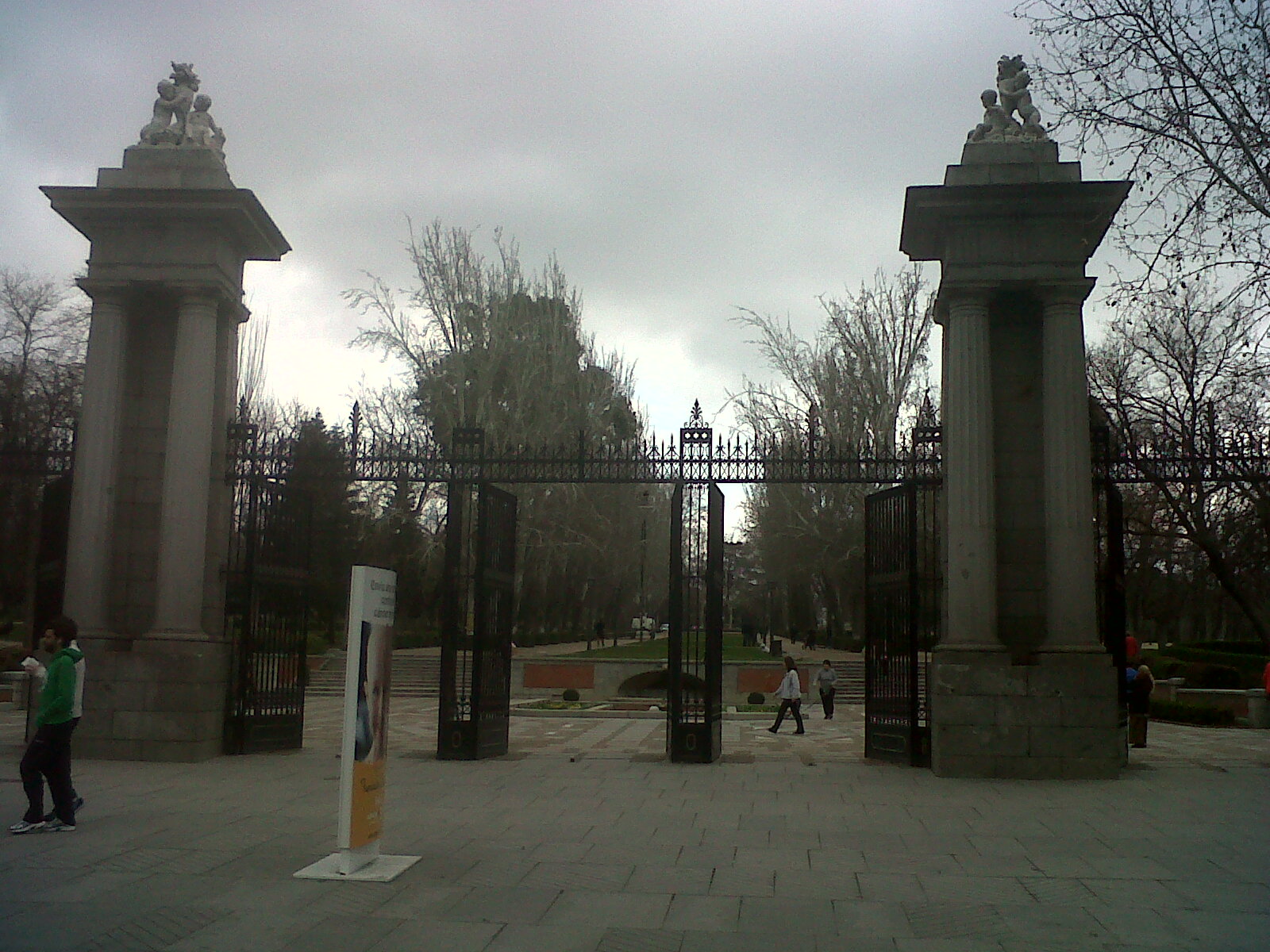 mad-retiro-park-ent-alcala-pl-de-la-independencia-feb13