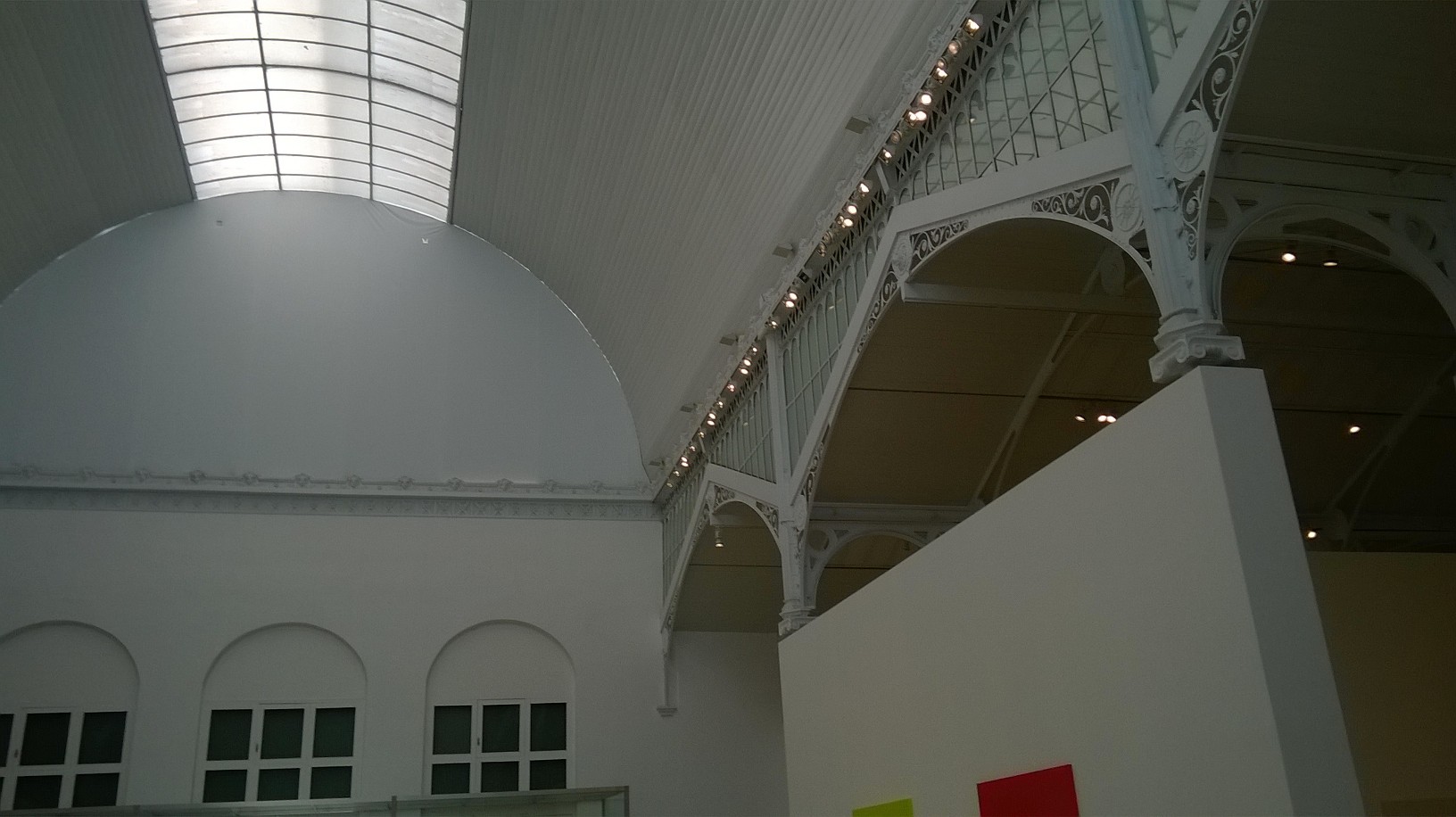 mad retiro park palacio de velazquez main hall may16