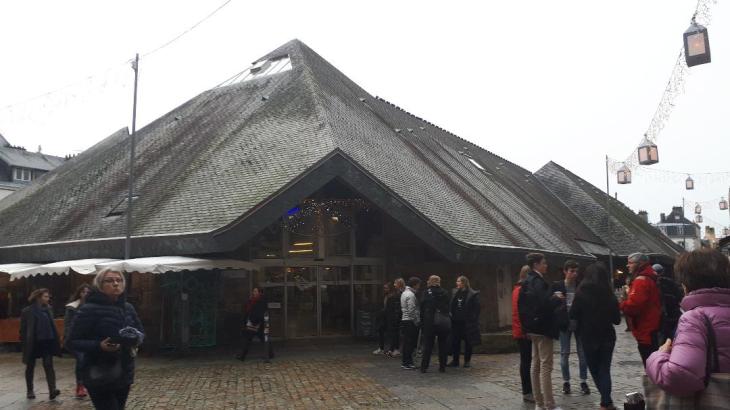 quimper-halle-cov-mkt-dec19