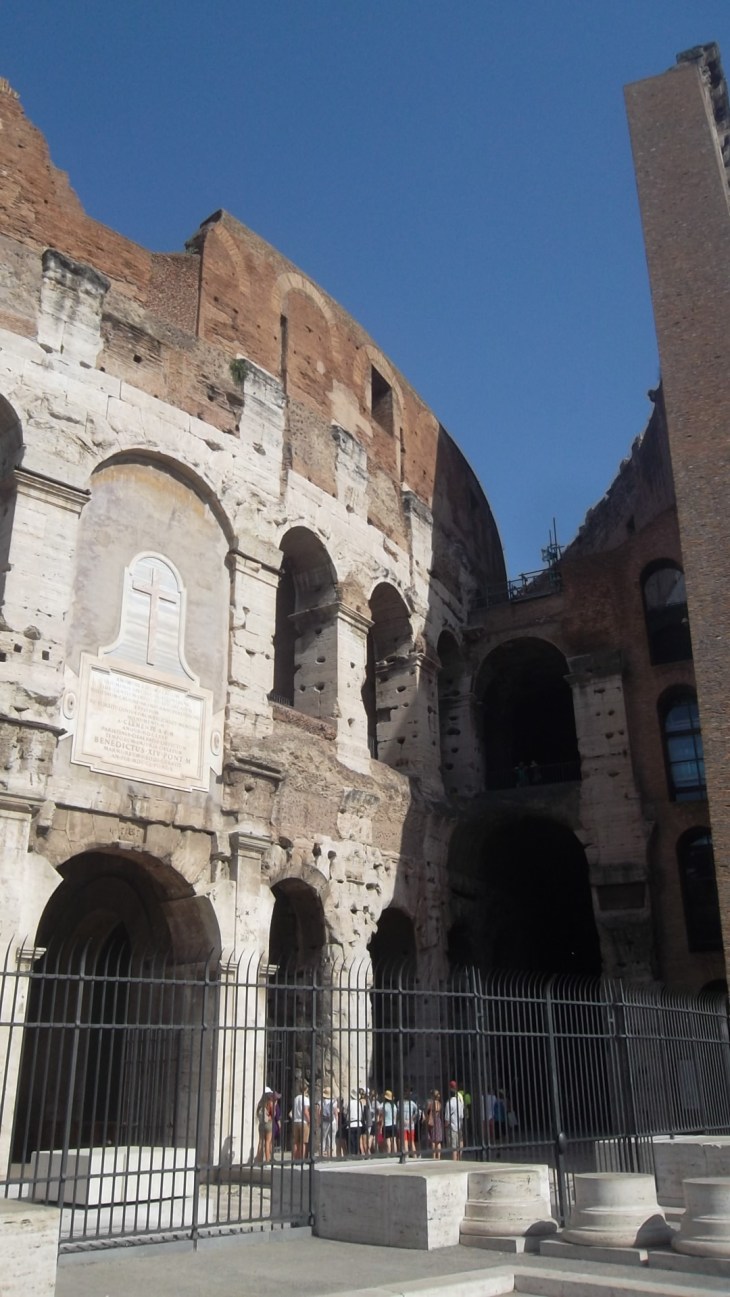 roma-colosseo-chapel-side-aug13