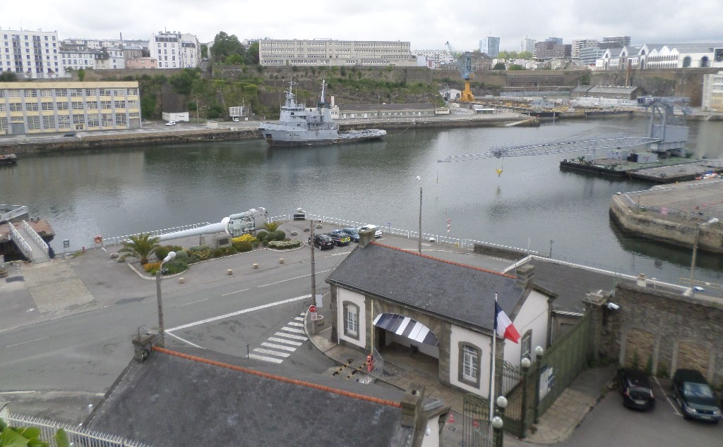 brest-arsenal-boats-and-canons-may17