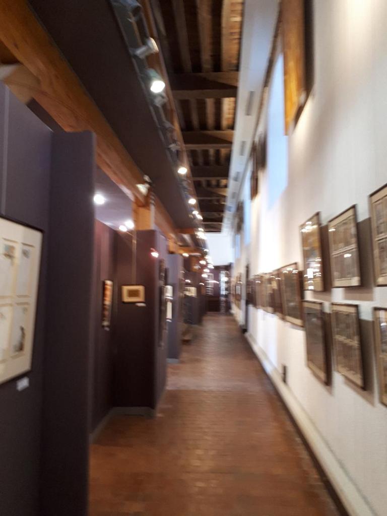 chat-goulaine-mus-lu-left-aisle-aug18