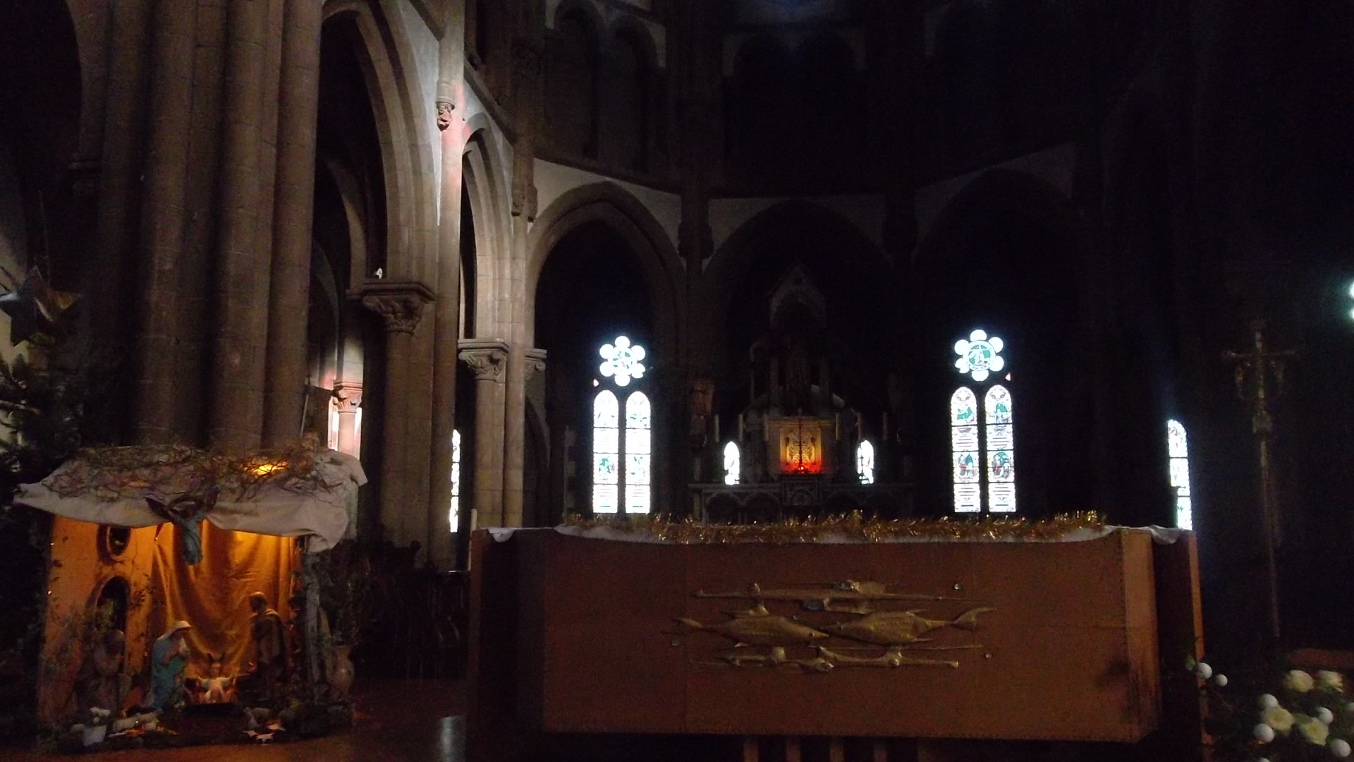 douarnenez-ch-st-herle-altar-dec13