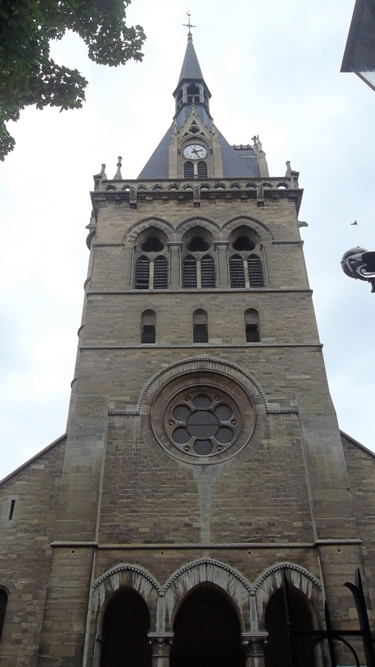 maisons-laffitte-tower-of-ch-st-nicolas-jun12