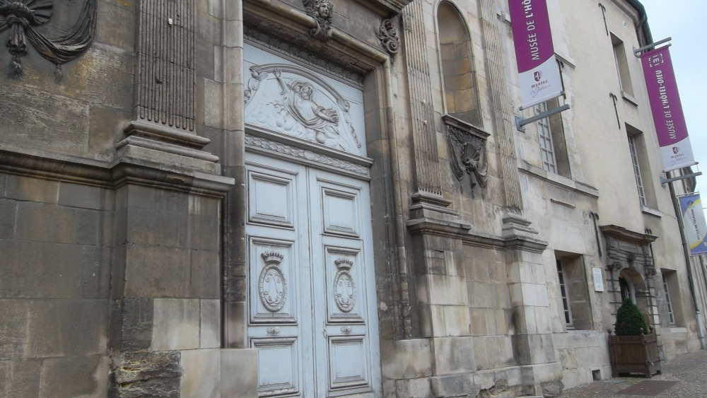 mlj-front-hotel-dieu-museum-jun12