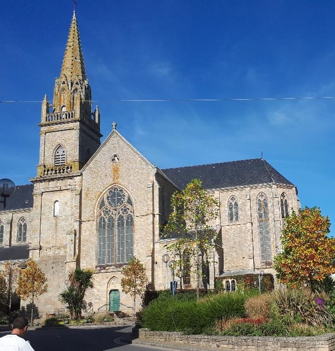 plouhinec-ch-nd-de-grace-side-oct18