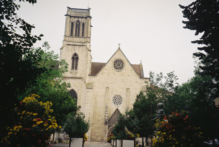 agen-cat-st-caprais-front