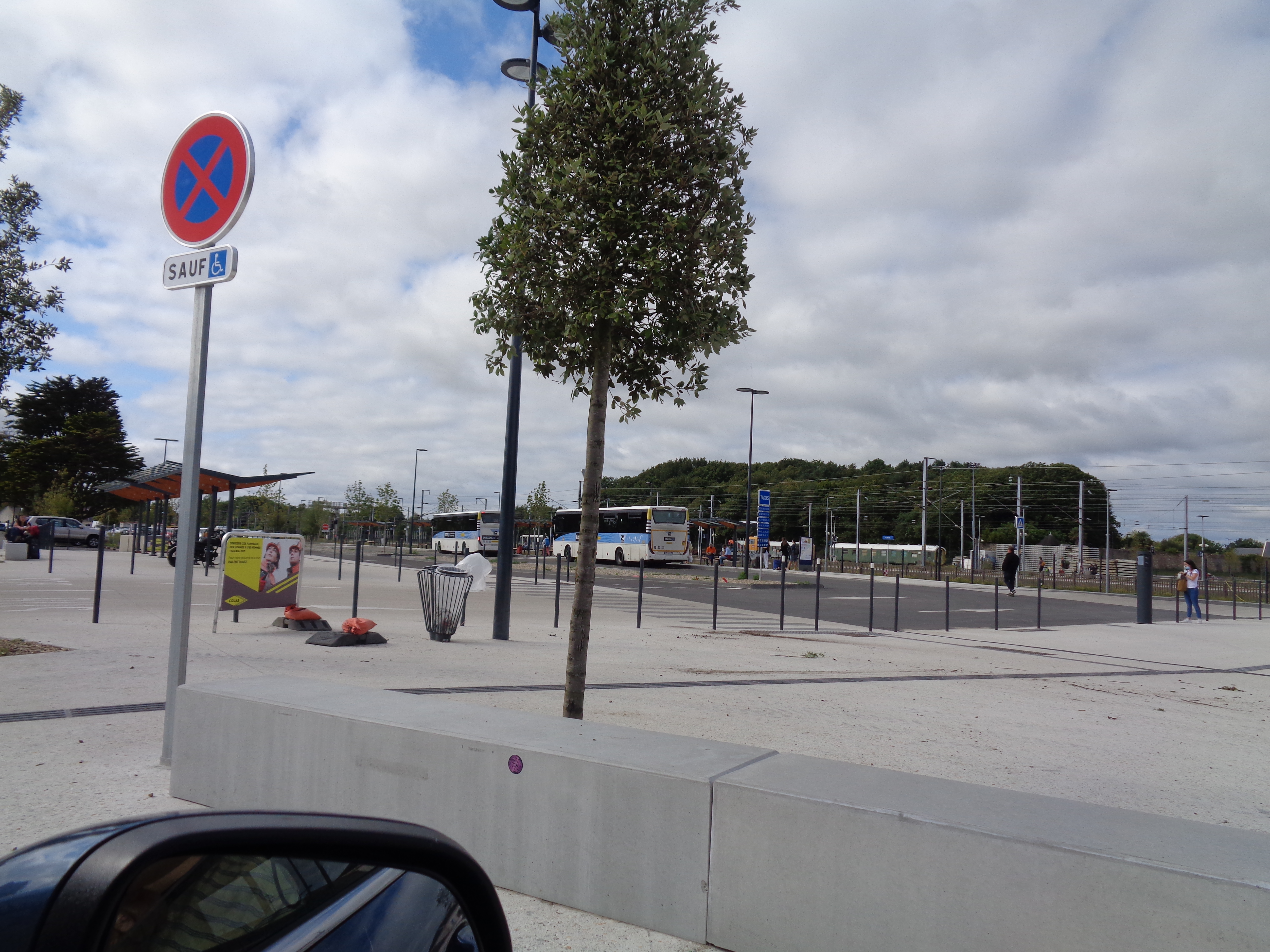 Auray bus terminal train sep21