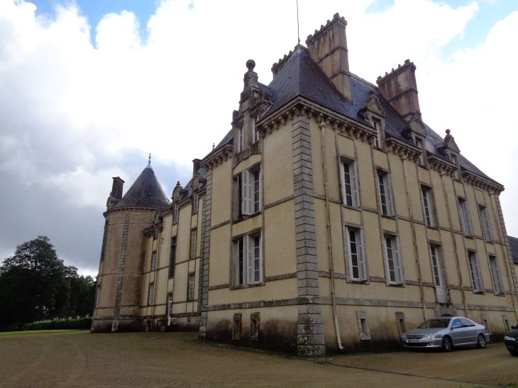 plu chateau keronic back left side sep21