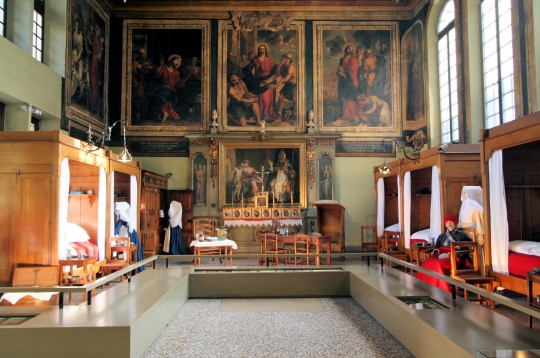 beaune-hospice de Beaune -salon-st-hugues