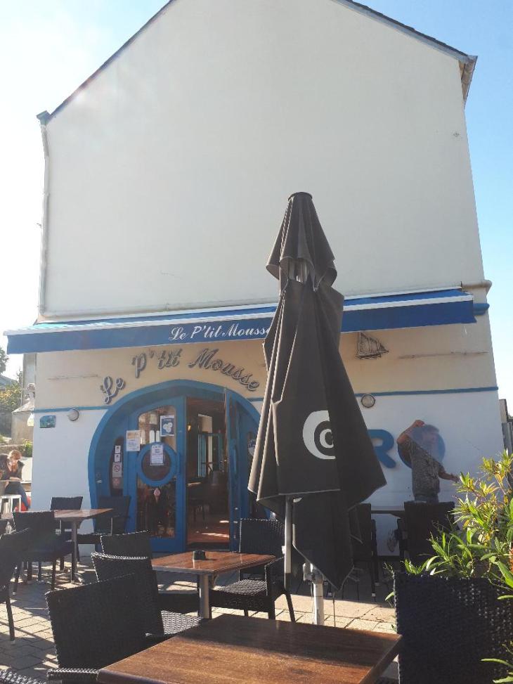 le bono le petit mousse bar front oct21