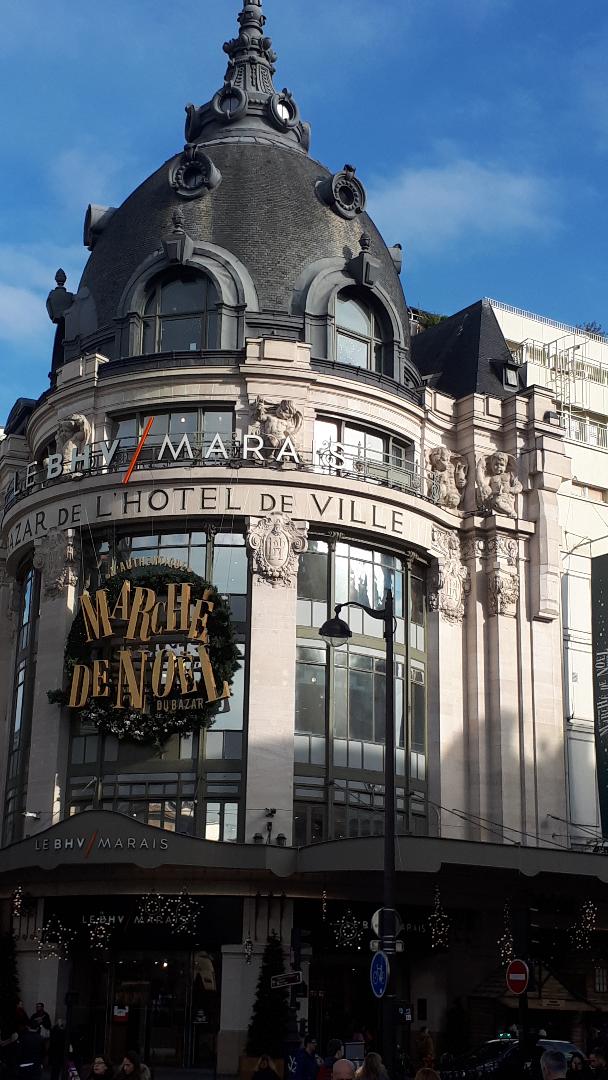paris bhv store dome front nov19