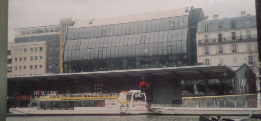 Paris canal st Martin Canauxrama and MK2 cinema