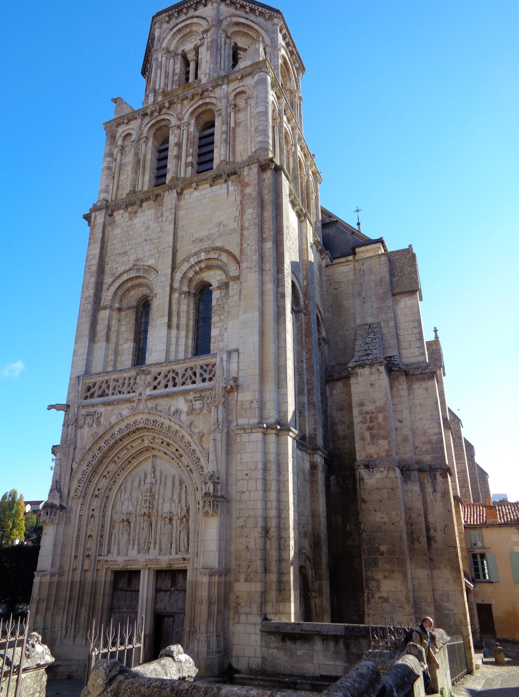 Poitiers ch ste radegonde front belltower oct21