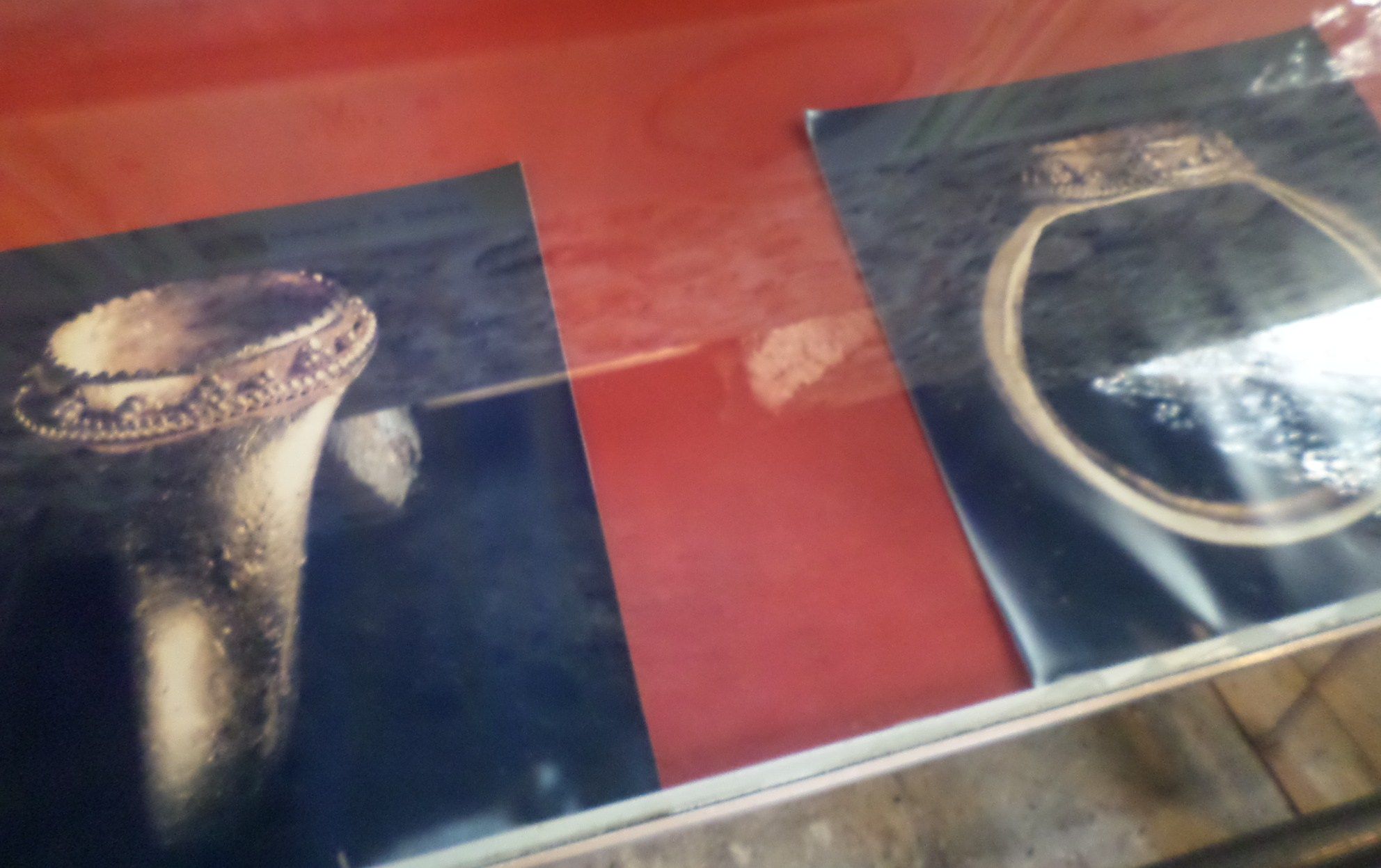 Santa Cruz de la Seros mon-sj-pena-old-rings-of-kings-tombs-aug14