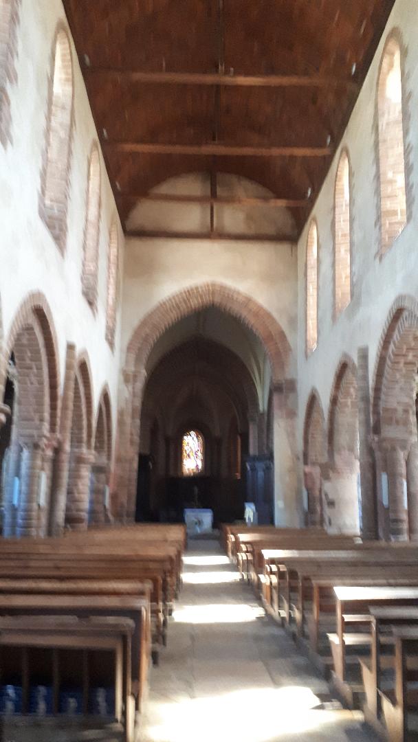 st-gildas-des-bois-abbaye-st-gildas-des-bois-nave-to-altar-jun19