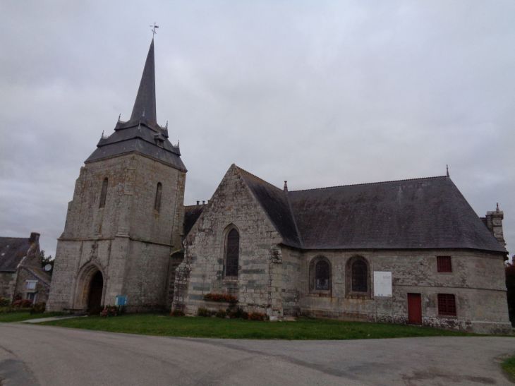 Carmes chapelle Notre Dame des Carmes front belltower nov21