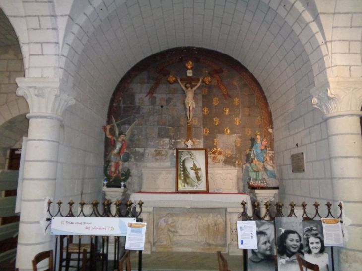 Ile Bouchard ch St Gilles chapel sinners nov21