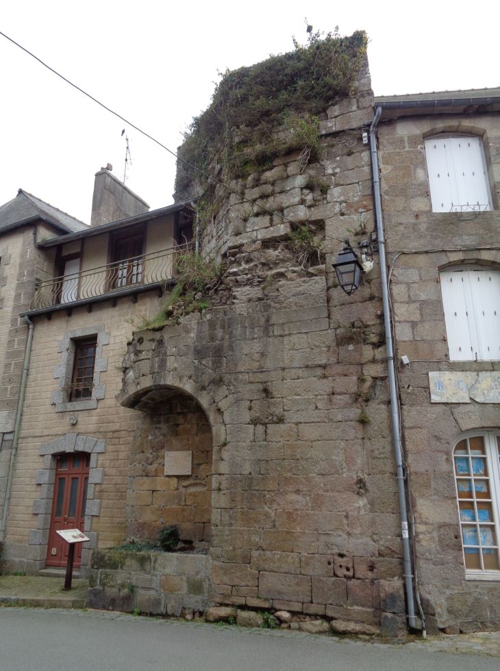 Moncontour rue de la victoire house of captain protestant François de La Noue, lieutenant d'Henri IV nov21