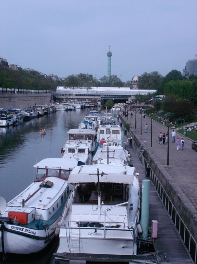 paris port de l'arsenal blvd de la Bastille mars11