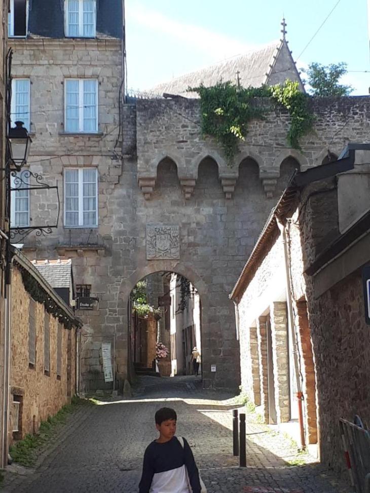 vannes porte st jean rue brizeux ramparts jul18