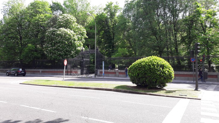 mad retiro park puerta de murillo ent apr17