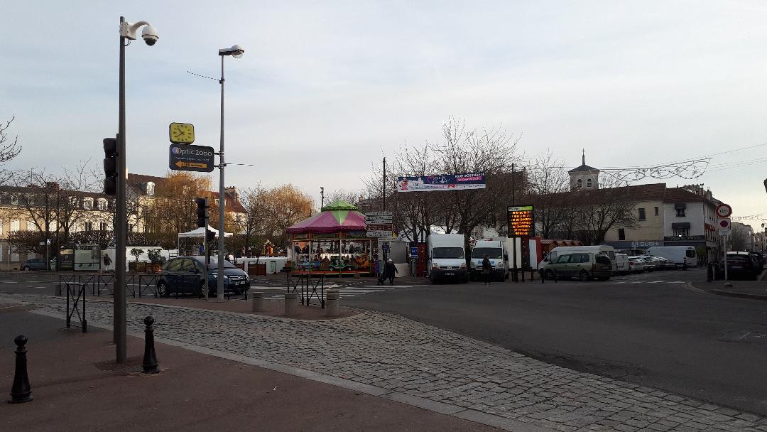 meaux pl henri IV christmas mkt dec18