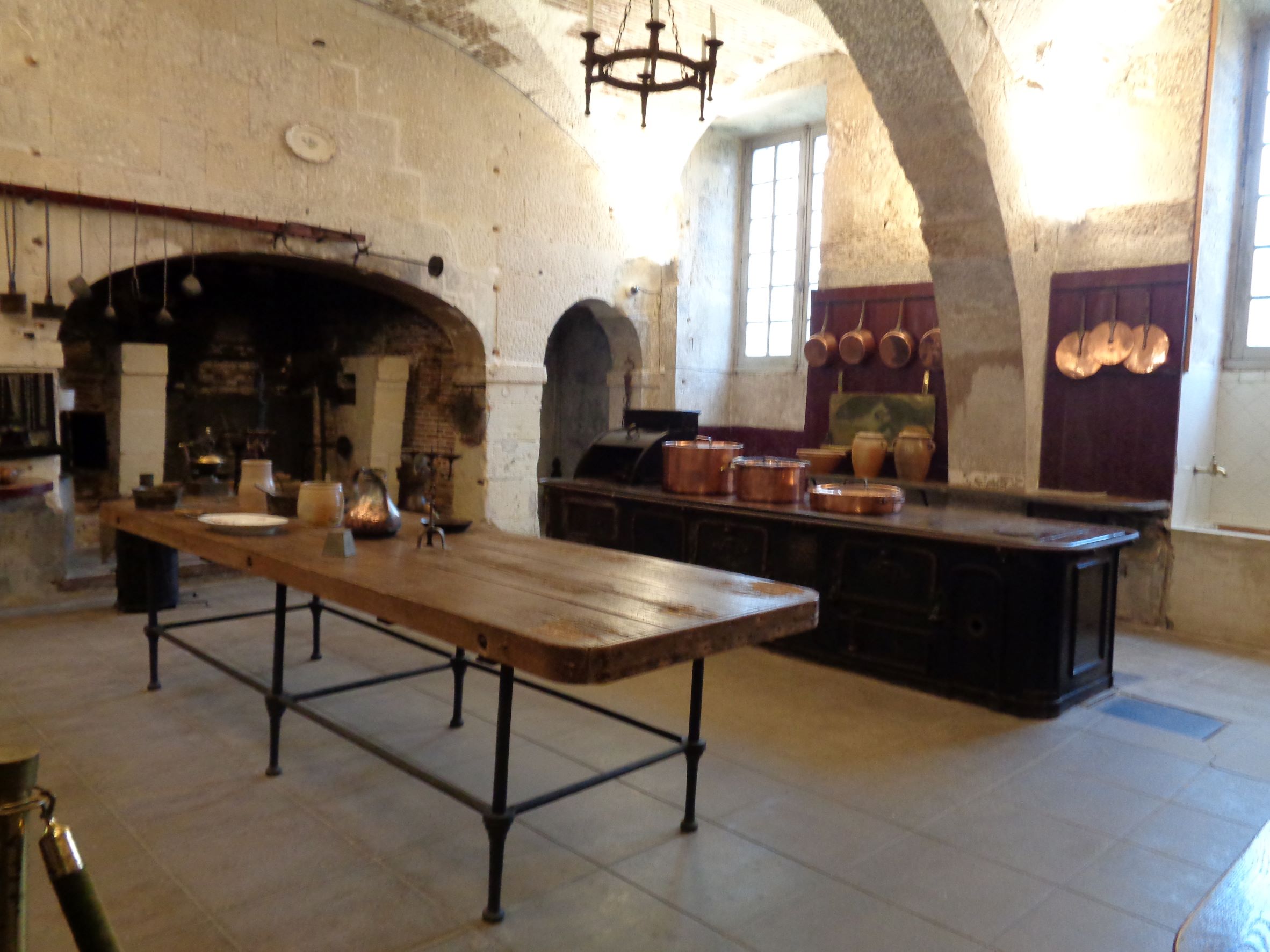 Valencay castle kitchen serving dec21