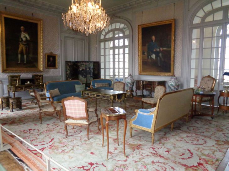Valencay castle salon bleu dec21