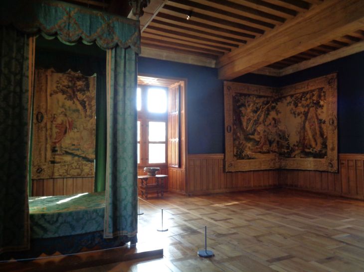 Azay le Rideau castle bedroom kings jan22