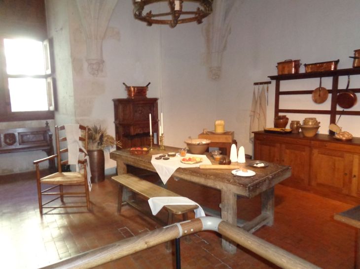 Azay le Rideau castle kitchen jan22
