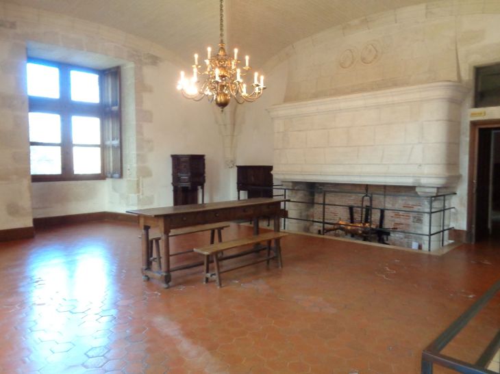 Azay le Rideau castle kitchen oven jan22