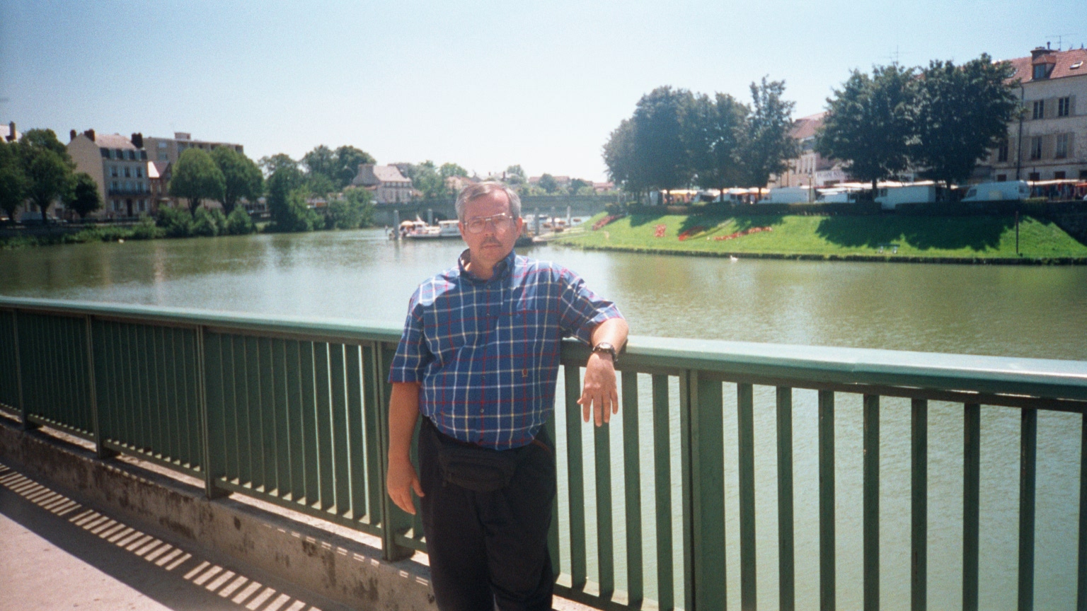 Meaux marne river et Pedro