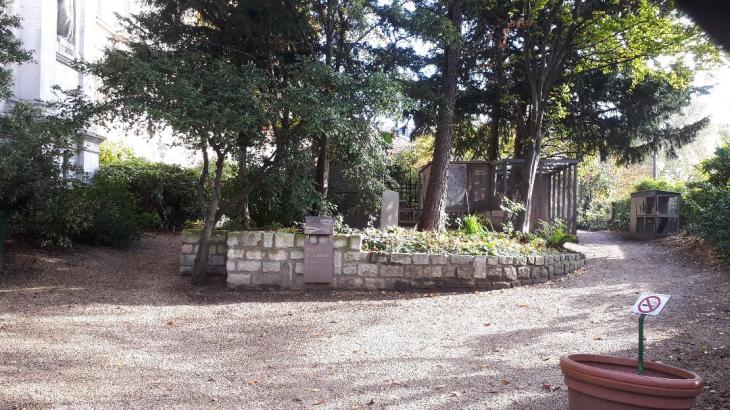 paris-jardin-des-combattants-de-la-nueve-inside-nov19