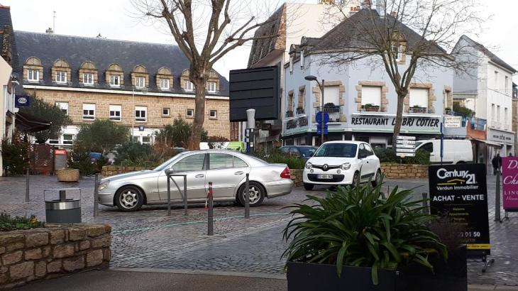 quiberon-pl-de-la-duchesse-anne-dec19