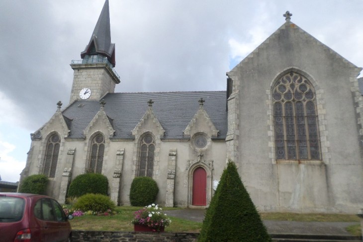 st-goazec-ch-st-pierre-side-aug19