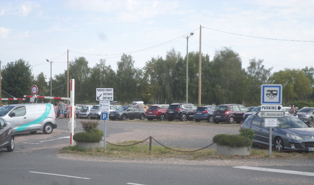 honfleur parking du môle 4 euros day aug20