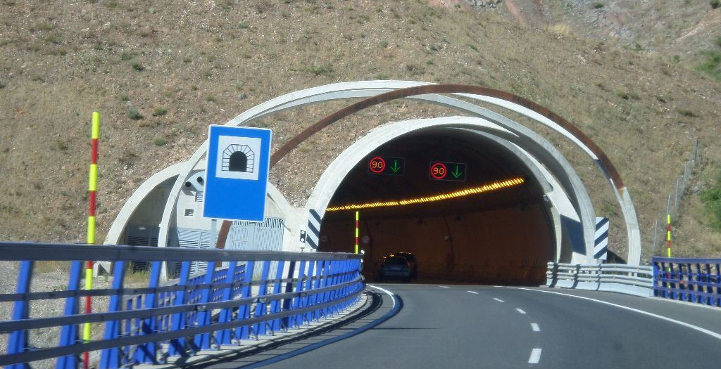 huesca-tunel-de-monrepos aug17