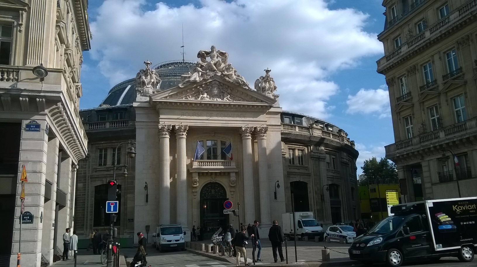 paris bourse de commerce sept15