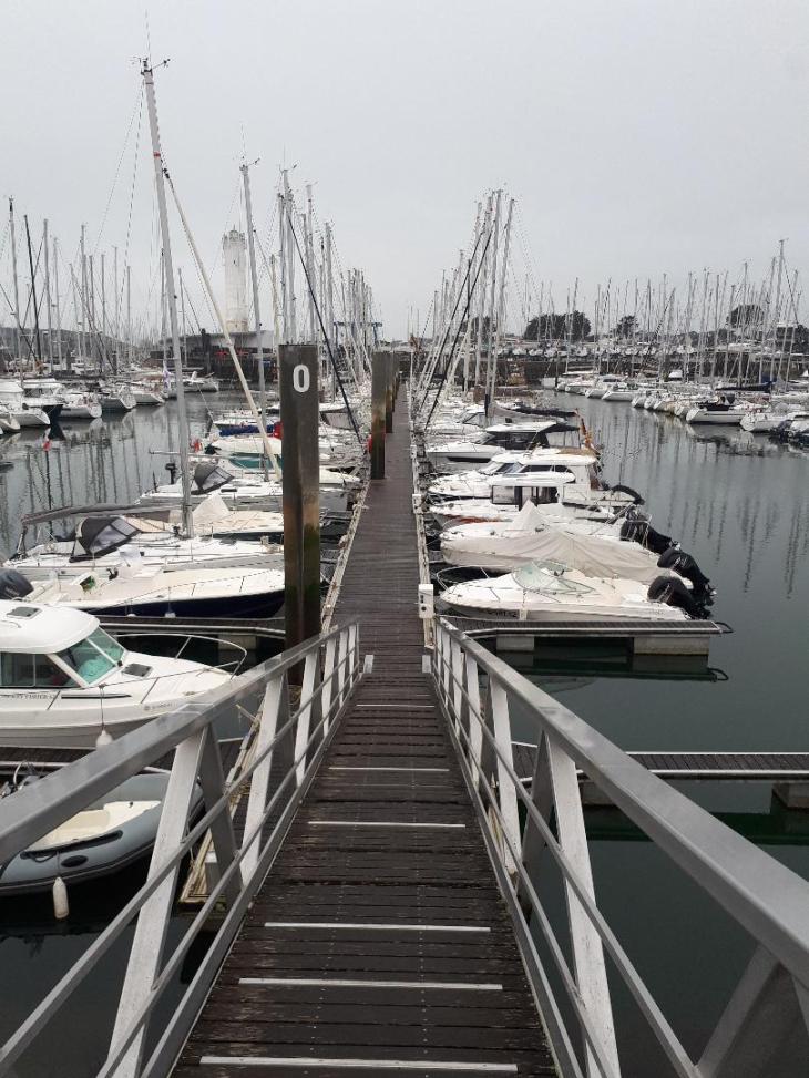 arzon crouesty quai O boats mar22