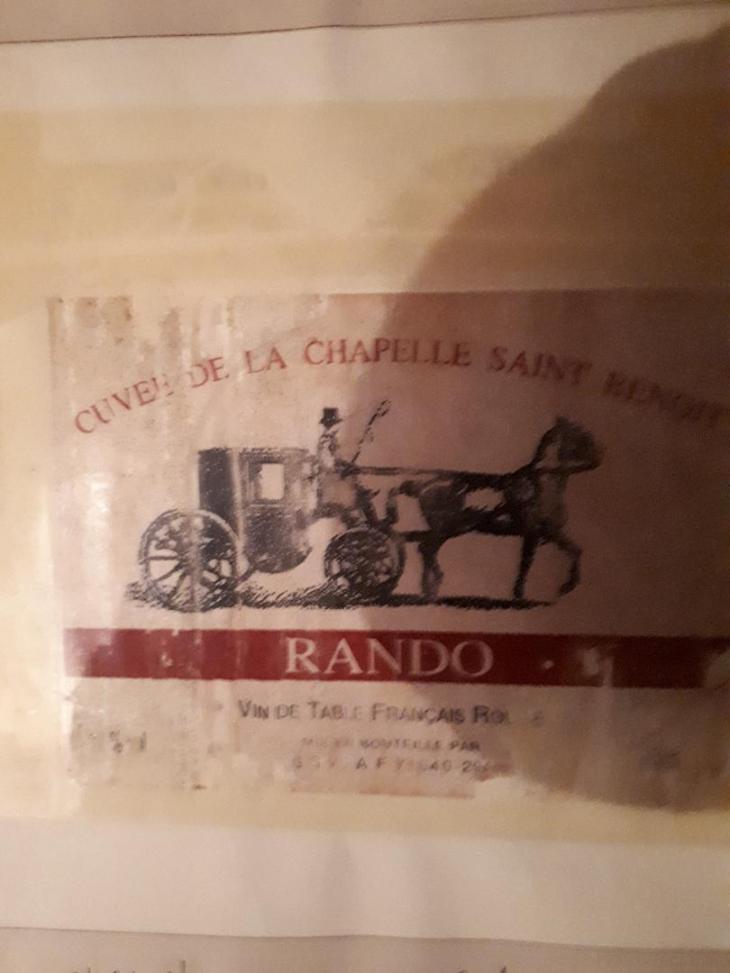 Buxy la chapelle saint benoit rando red wine gite 1994
