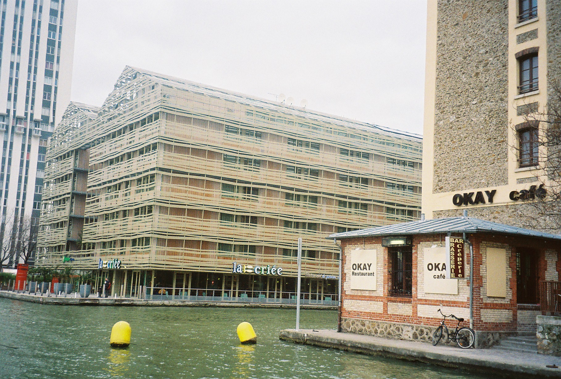 Paris la criee et okay cafe canal st martin nov11