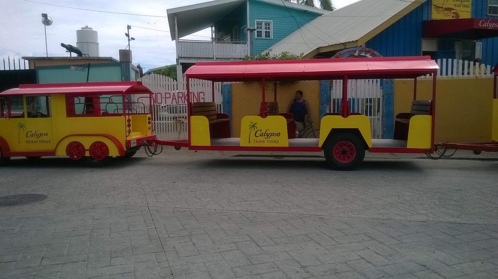 belize petit train bus by market belize city jul14