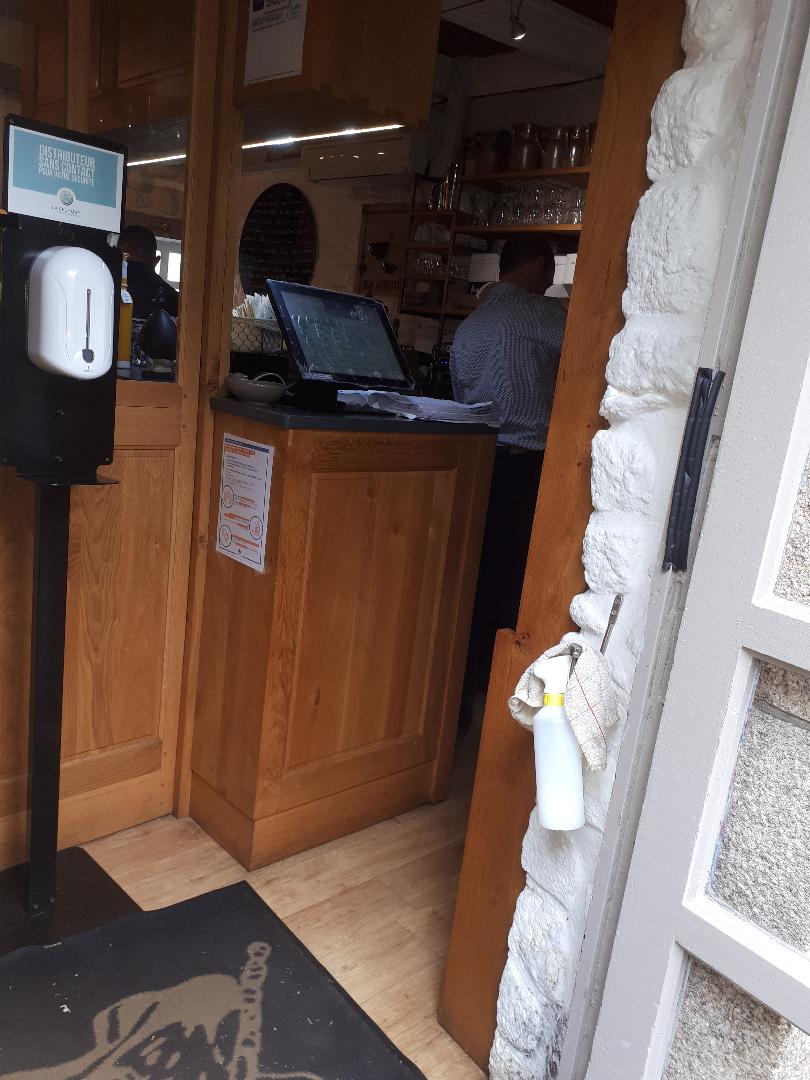 Auray st goustan crep des sauveurs front may22